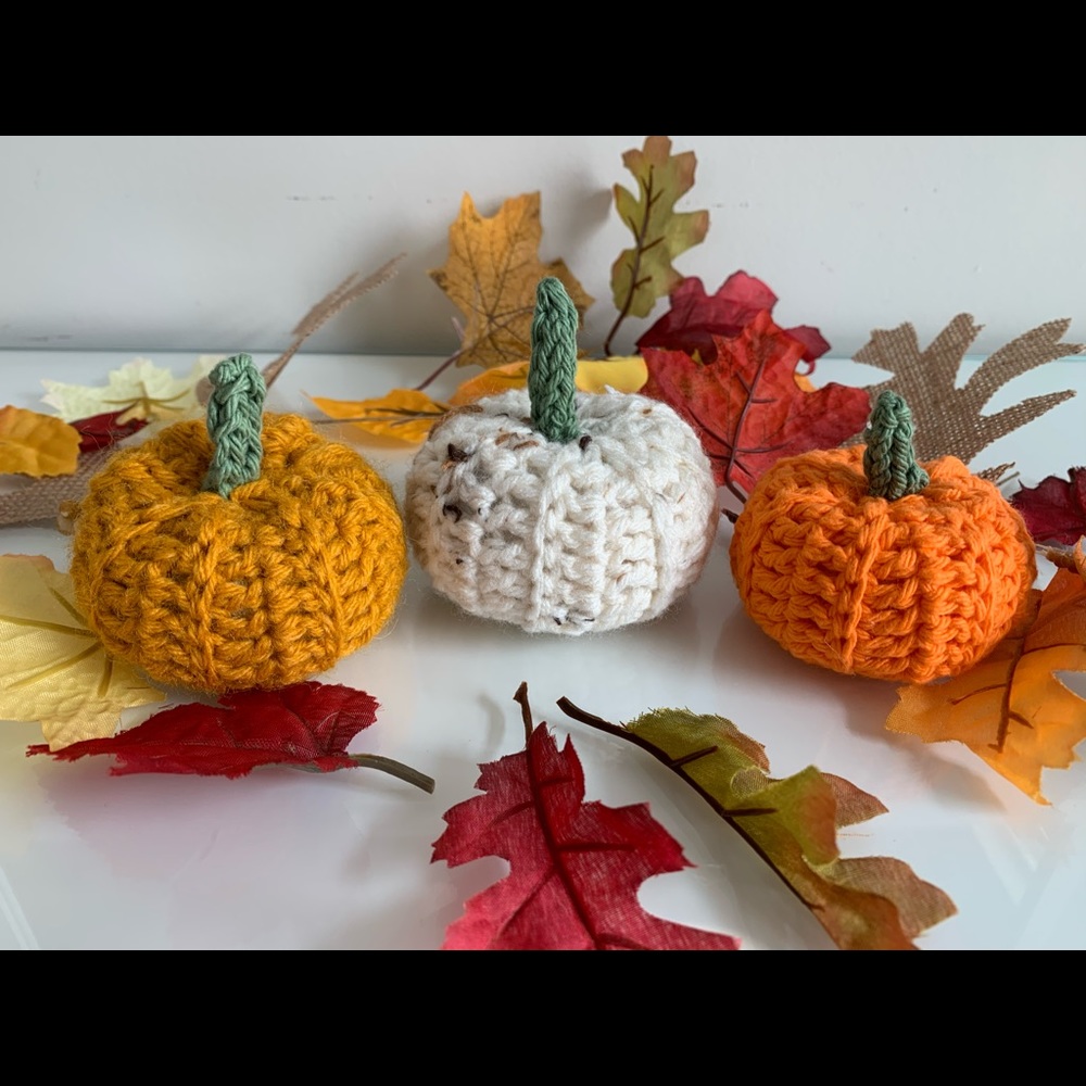 Crochet Pumpkins - Picture 3 of 3